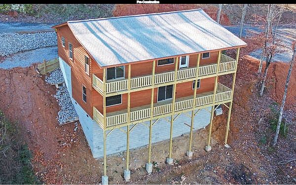 1st image of 105 Flat Ridge Rd