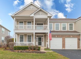 466 Cannon Dr, Geneva, IL 60134