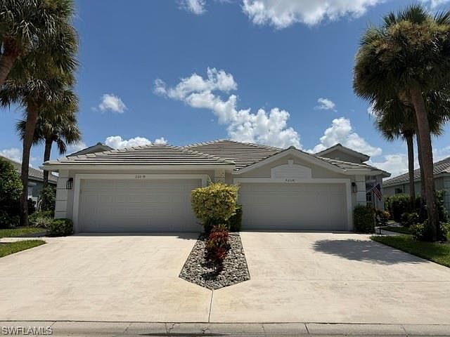 1st image of 26036 Clarkston DR