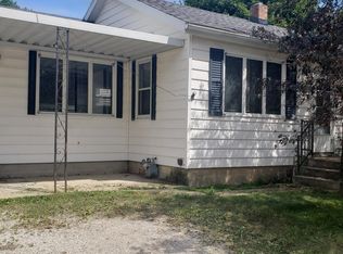 2123 S Grover Ave, Mason City, IA 50401