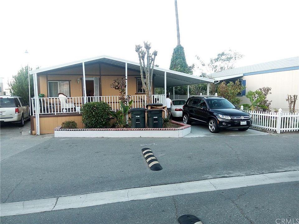 1st image of 1925 E La Veta Ave Spc 8