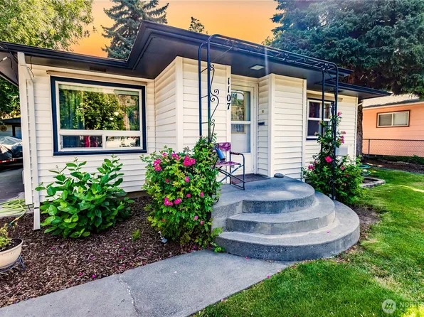 1107 S 4th Street, Dayton, WA 99328