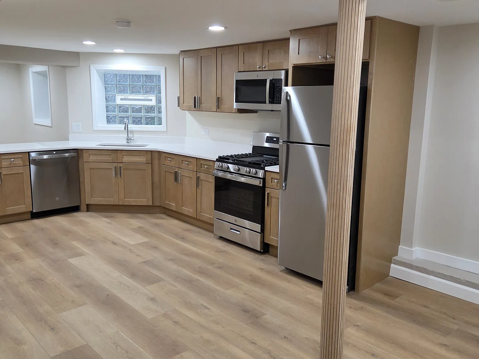 1 bed, 685 sqft, $1,995 — Photo 3