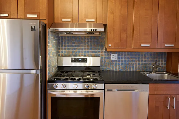 Rented by Steffan Olausson Partridge, LREB | media 17