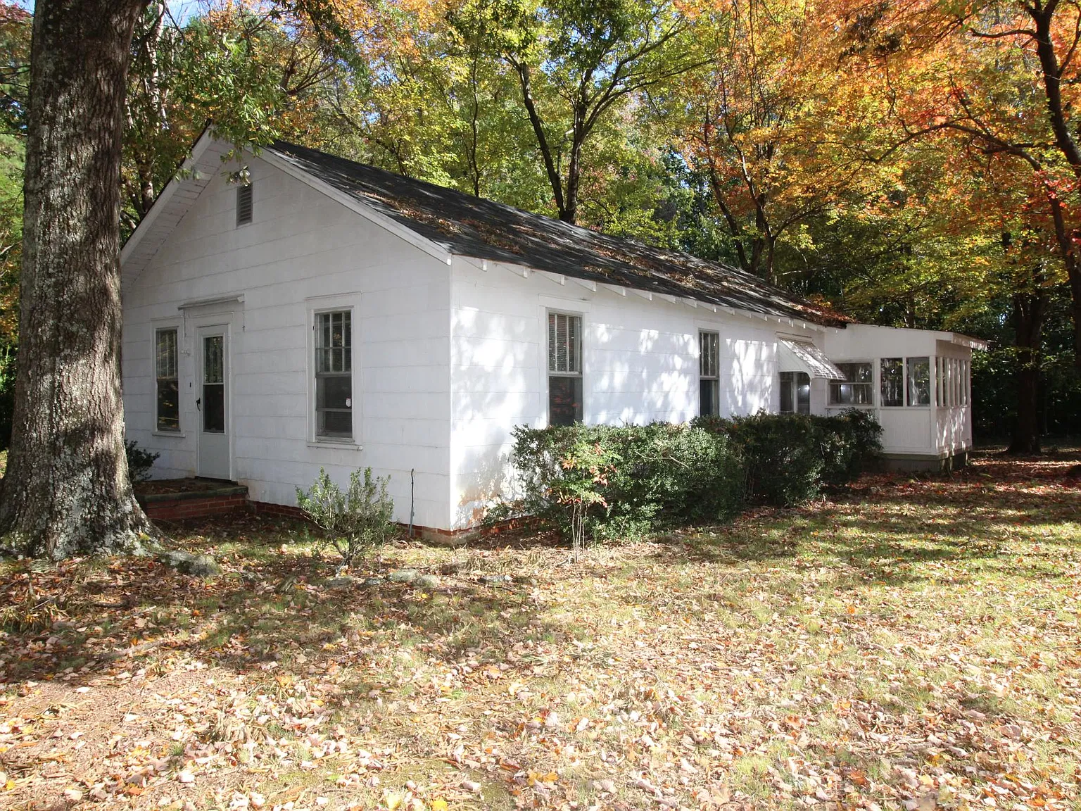 2 bed, 1200 sqft, $1,050 — Photo 1