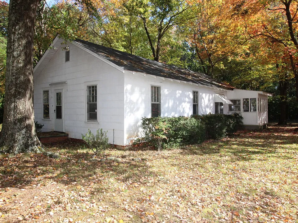 2054 Pleasant Ridge Rd