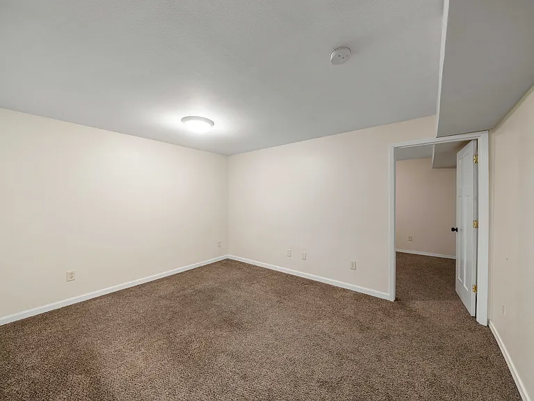 4642 SE Madison St #B — Photo 11