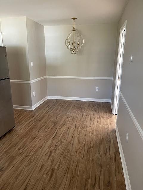 2nd image of 5927 Bluebonnet Rd