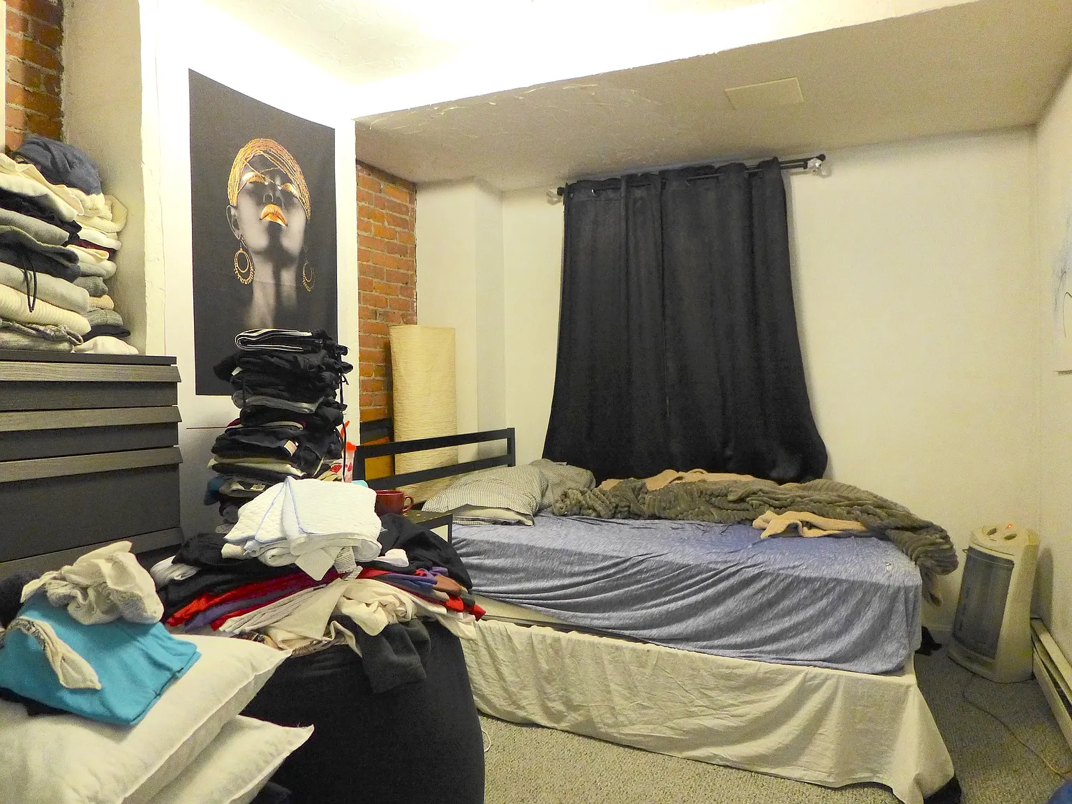 2 bed, 9999 sqft, $2,400 — Photo 2