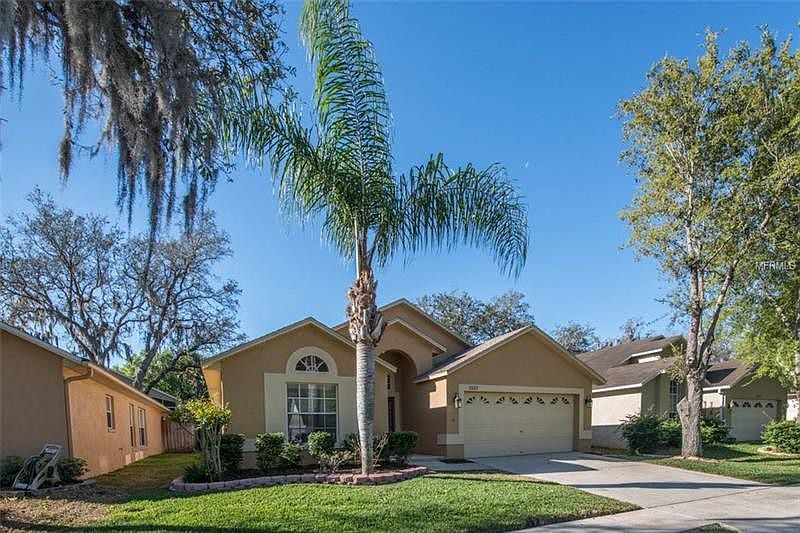 1st image of 2527 Clareside Dr