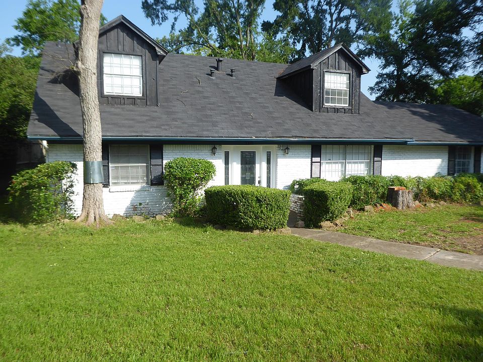 1st image of 2101 Briarcreek Ln
