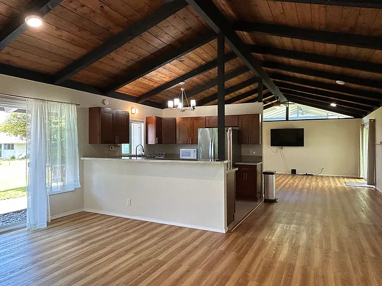 166 Makalani St — Photo 5