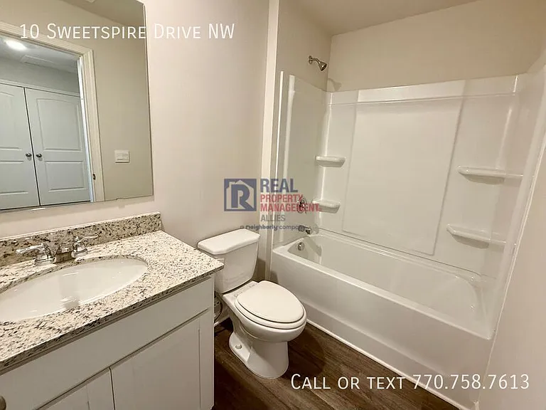 10 Sweetspire Dr — Photo 7