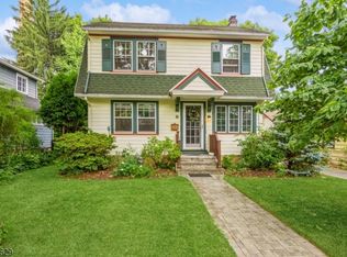 6 Hathaway Pl, Glen Ridge, NJ 07028