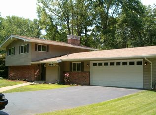 1521 Fawnvalley Dr, Saint Louis, MO