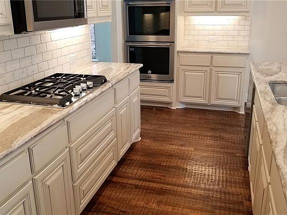 4th image of 3316 Sequoia Ln
