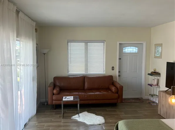 7720 Harding Ave APT 8, Miami Beach, FL 33141