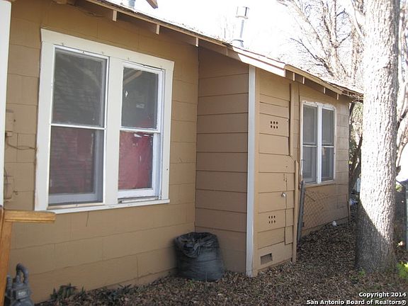 3rd image of 107 Bristol Ave
