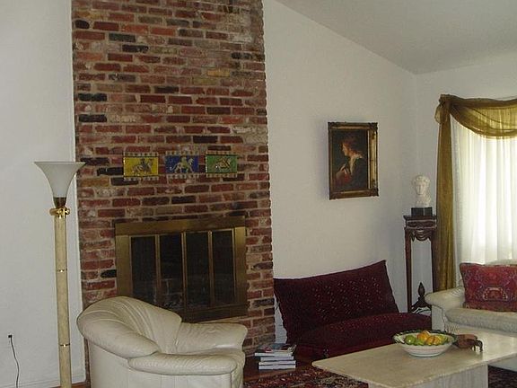 3rd image of 6505 Bannockburn Dr