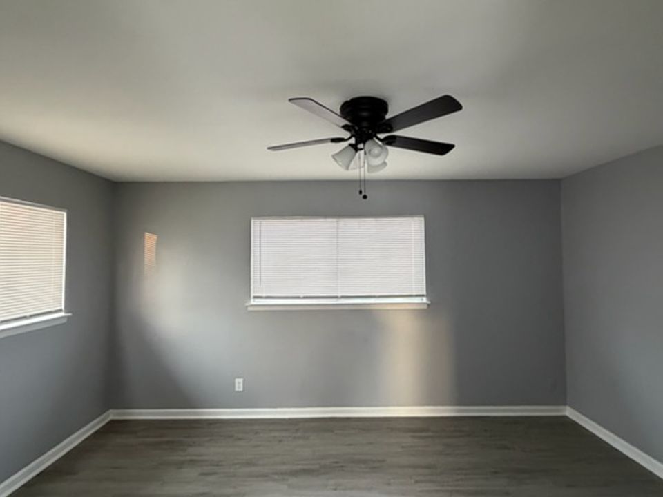 1st image of 102 Club Dr #14