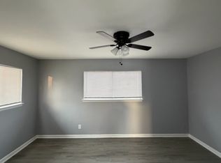 102 Club Dr #14, San Antonio, TX 78201