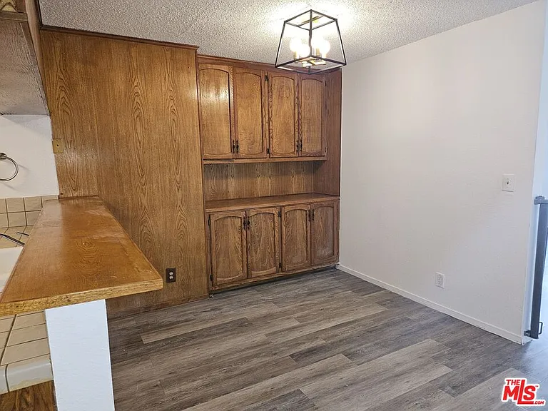 5170 N Columbus Ave #3 — Photo 5