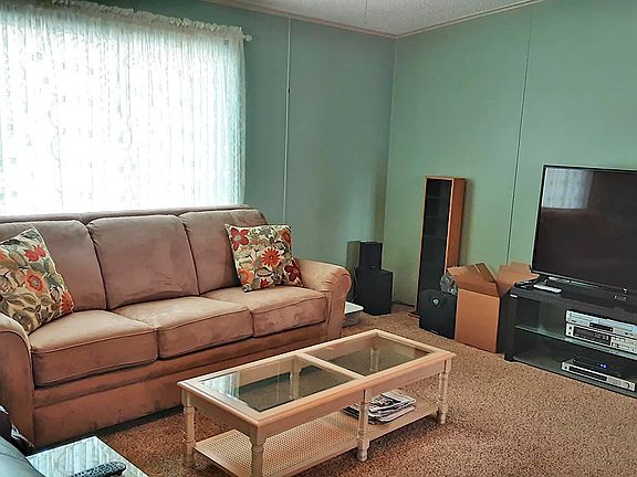 3rd image of 928 Lantania Pl #611