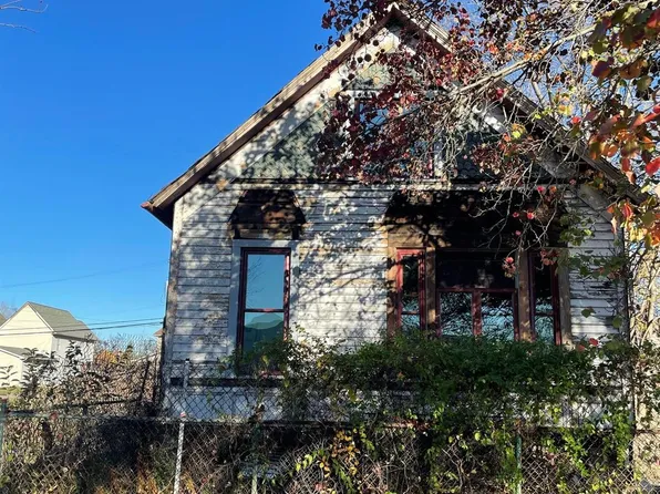 3764 17th St, Detroit, MI 48208