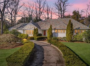 35 Ogden Rd, Scarsdale, NY 10583