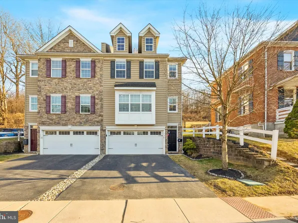 151 Moorehead Ave, Conshohocken, PA 19428