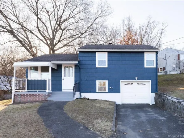 29 Longmeadow Drive, Waterbury, CT 06706