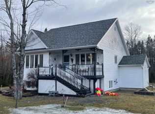 169 Fairhaven Dr, Cape Breton, NS B1R 1N4