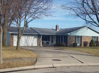 102 Windsor Ct, Decatur, IN 46733