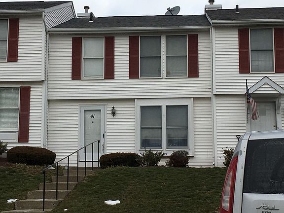 3rd image of 41 Liberty Ln #319