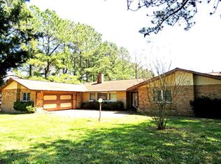 3228 Cappahosic Rd, Gloucester, VA 23061