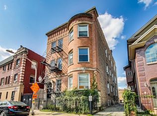 932 W Cullom Ave APT 3R, Chicago, IL 60613