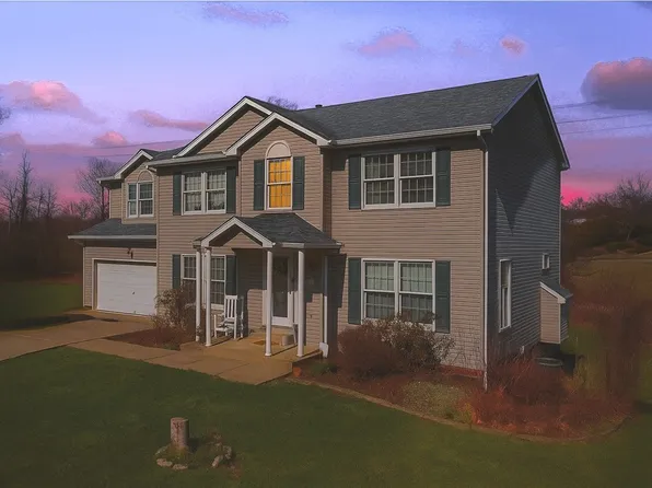 114 Adella Ct, Jeannette, PA 15644