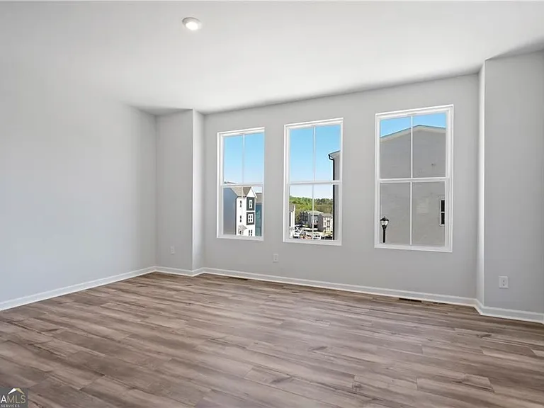 2676 Creek View Ter — Photo 11