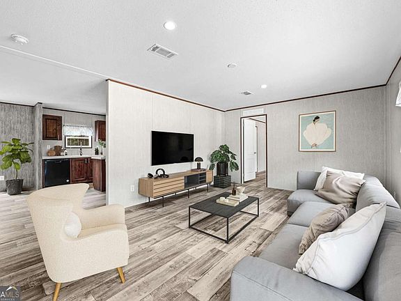 2nd image of 1617 Sweet City Rd