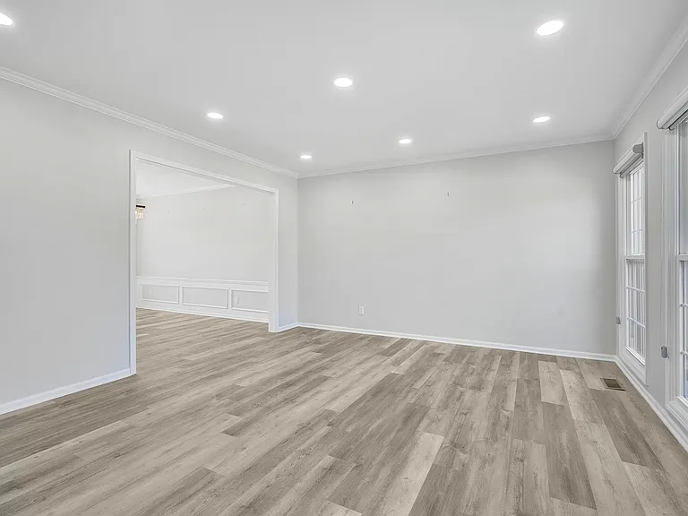1751 Lanhan Ct — Photo 7