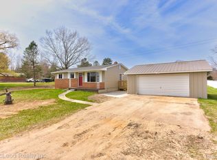 8120 Irish Rd, Millington, MI 48746