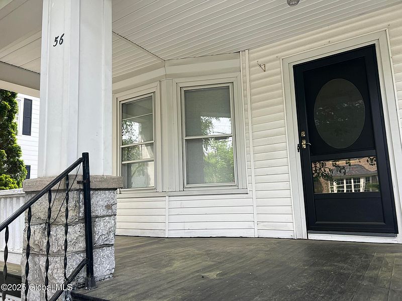 4th image of 56 Grant Avenue