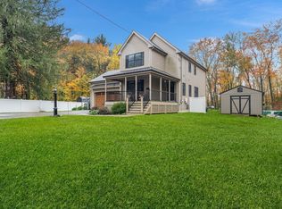 22 Washington St, Mendon, MA 01756