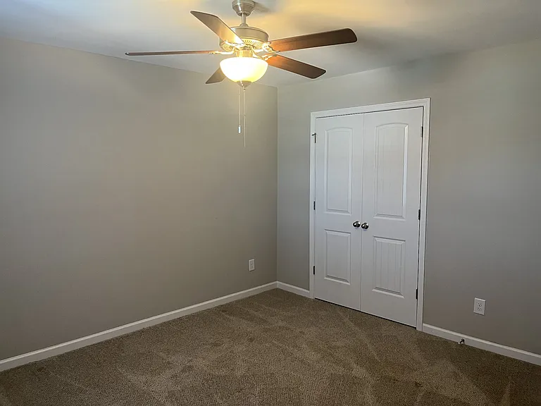 1055 Amber Hills Dr — Photo 14