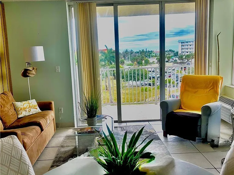 7330 Estero Blvd #301 — Photo 2