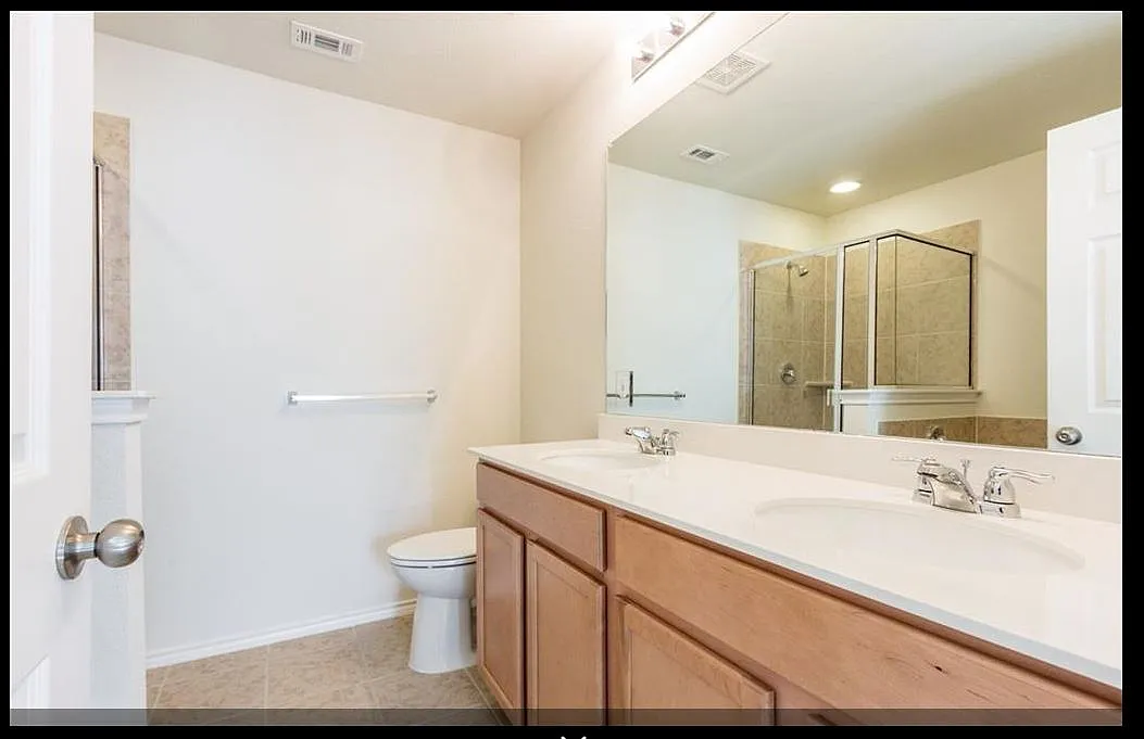 3 bed, 1658 sqft, $2,250 — Photo 3