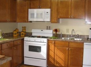 5383 Greenplain Rd, Norfolk, VA 23502
