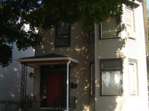 8423 S Muskegon Ave, Chicago, IL 60617