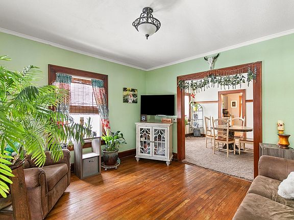 3rd image of 3816 3rd St
