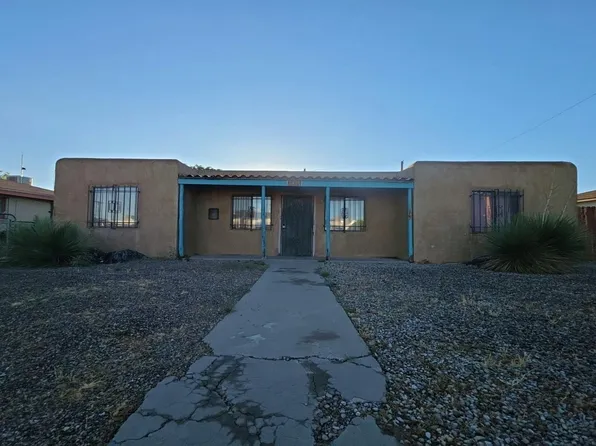 334 Estancia Dr NW, Albuquerque, NM 87105